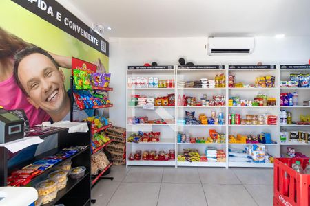 Área comum - Mercadinho 24h de apartamento à venda com 2 quartos, 45m² em Vila Brasil, São Paulo