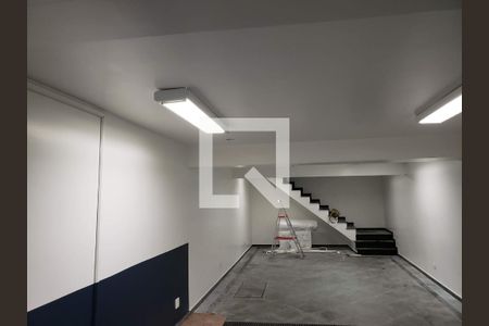 Garagem de casa à venda com 3 quartos, 220m² em Freguesia do Ó, São Paulo