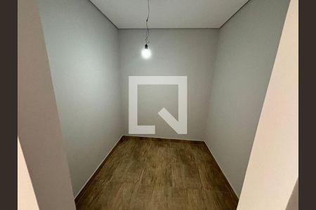 Casa à venda com 3 quartos, 200m² em Jardim Santa Mena, Guarulhos
