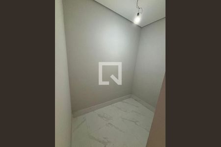 Casa à venda com 3 quartos, 200m² em Jardim Santa Mena, Guarulhos