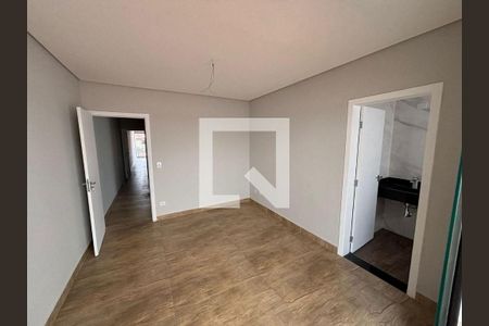 Casa à venda com 3 quartos, 200m² em Jardim Santa Mena, Guarulhos