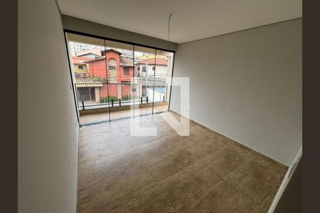Casa à venda com 3 quartos, 200m² em Jardim Santa Mena, Guarulhos