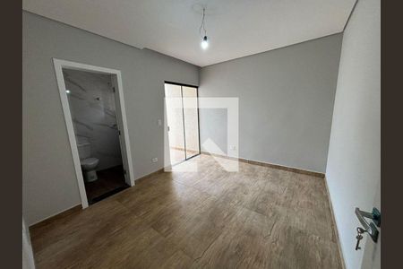 Casa à venda com 3 quartos, 200m² em Jardim Santa Mena, Guarulhos