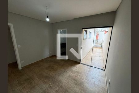 Casa à venda com 3 quartos, 200m² em Jardim Santa Mena, Guarulhos