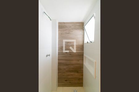 Banheiro de apartamento à venda com 2 quartos, 38m² em Quinta da Paineira, São Paulo