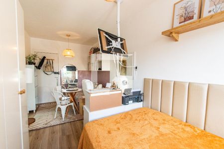 Sala e Quarto de kitnet/studio à venda com 1 quarto, 27m² em Vila Dom Pedro I, São Paulo