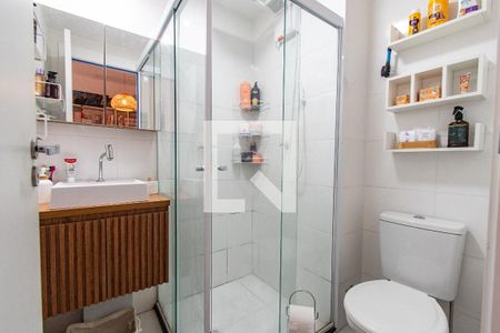 Banheiro de kitnet/studio à venda com 1 quarto, 27m² em Vila Dom Pedro I, São Paulo