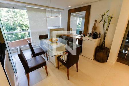 Sala de Jantar de apartamento para alugar com 2 quartos, 74m² em Jardim Fonte do Morumbi, São Paulo