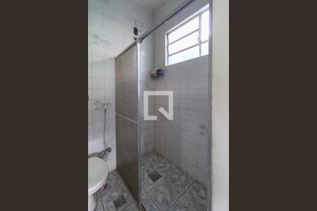 Banheiro da suíte de casa à venda com 3 quartos, 170m² em Universitário, Belo Horizonte