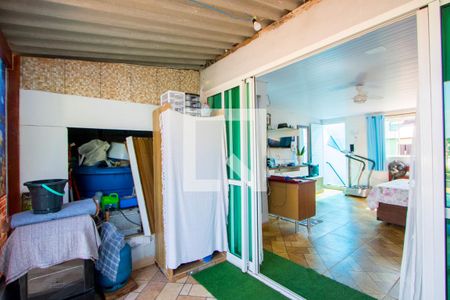 Edícula de casa para alugar com 3 quartos, 160m² em Parque Gerassi, Santo André