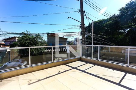 Varanda de casa à venda com 3 quartos, 110m² em Jardim Taboao, São Paulo