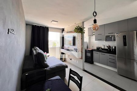 Sala de apartamento para alugar com 2 quartos, 43m² em Villa Garden, Campinas