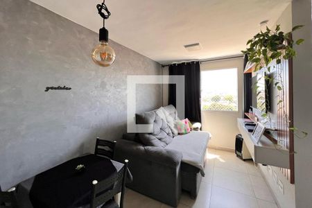 Sala de apartamento para alugar com 2 quartos, 43m² em Villa Garden, Campinas