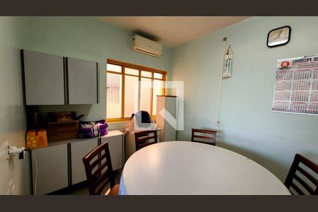 Cozinha de casa à venda com 4 quartos, 250m² em Vila Galvão, Jundiaí