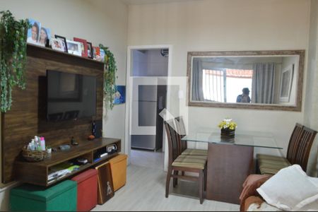 Sala de casa de condomínio para alugar com 2 quartos, 78m² em Pechincha, Rio de Janeiro