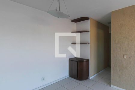 Sala de apartamento para alugar com 2 quartos, 50m² em Jardim Vila Formosa, São Paulo