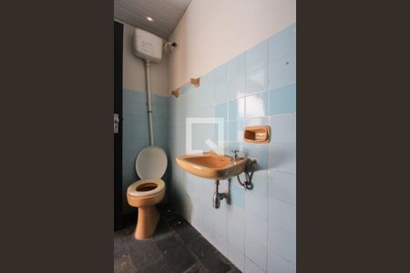 Edícula - Banheiro de casa à venda com 2 quartos, 360m² em Alípio de Melo, Belo Horizonte
