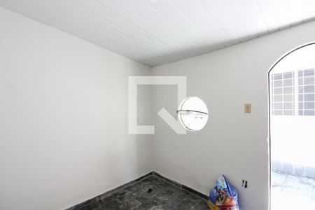 Edícula de casa à venda com 2 quartos, 360m² em Alípio de Melo, Belo Horizonte