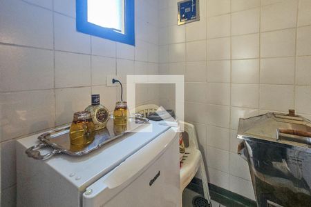 Área de serviço de apartamento para alugar com 2 quartos, 240m² em Jardim Santa Genoveva, Guarujá