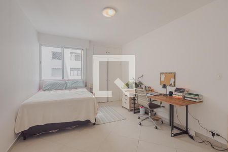 Suíte de apartamento à venda com 2 quartos, 110m² em Cerqueira César, São Paulo