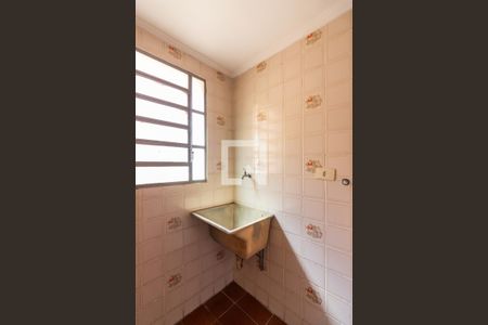 Área de Serviço  de apartamento para alugar com 2 quartos, 47m² em Conceicao, Osasco
