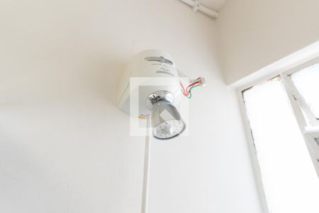 Banheiro de kitnet/studio para alugar com 1 quarto, 30m² em Bela Vista, São Paulo
