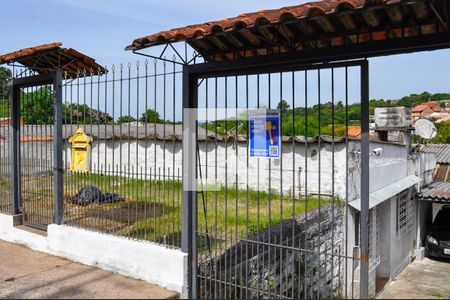 Plaquinha de casa à venda com 4 quartos, 90m² em Vila Nova, Porto Alegre