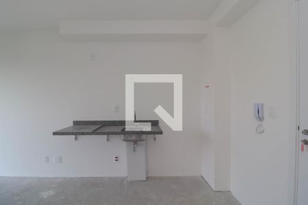 Sala/Cozinha de kitnet/studio à venda com 1 quarto, 31m² em Pinheiros, São Paulo