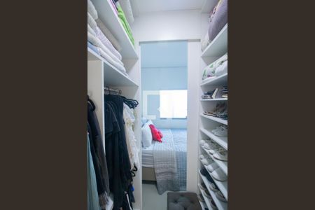 Closet de casa à venda com 2 quartos, 525m² em Colonial, Contagem