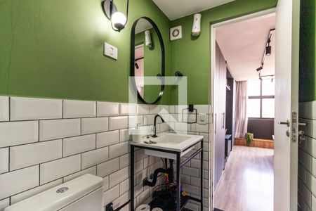 Banheiro de kitnet/studio para alugar com 1 quarto, 37m² em Centro Histórico de São Paulo, São Paulo