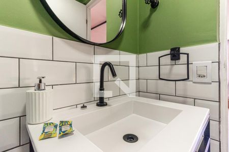 Banheiro de kitnet/studio para alugar com 1 quarto, 37m² em Centro Histórico de São Paulo, São Paulo