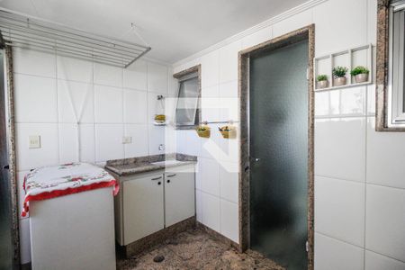 Área de serviço de apartamento para alugar com 3 quartos, 162m² em Santana, São Paulo