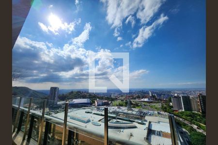 Apartamento à venda com 3 quartos, 314m² em Belvedere, Belo Horizonte