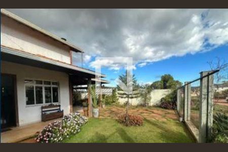 Casa à venda com 3 quartos, 240m² em Balneário Água Limpa, Nova Lima