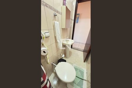 Banheiro de casa à venda com 4 quartos, 128m² em Vila Lilica, Santo André