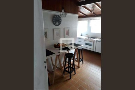 Casa à venda com 8 quartos, 300m² em Santana, São Paulo