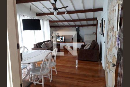 Casa à venda com 8 quartos, 300m² em Santana, São Paulo