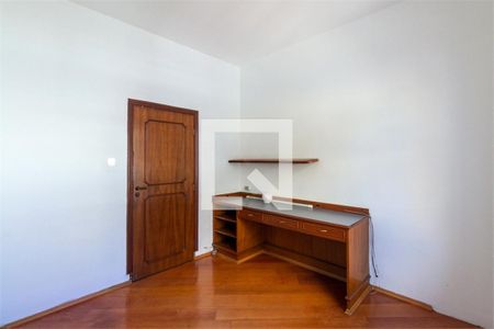 Casa à venda com 3 quartos, 218m² em Vila Mariana, São Paulo