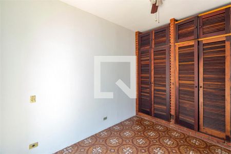 Casa à venda com 3 quartos, 218m² em Vila Mariana, São Paulo