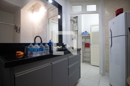 Cozinha de apartamento à venda com 1 quarto, 54m² em Copacabana, Rio de Janeiro