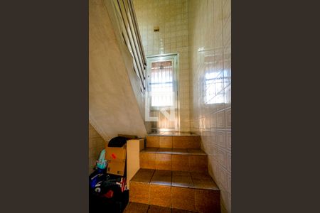 Hall da escada de casa à venda com 2 quartos, 84m² em Penha de França, São Paulo