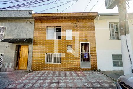 Fachada de casa à venda com 2 quartos, 84m² em Penha de França, São Paulo