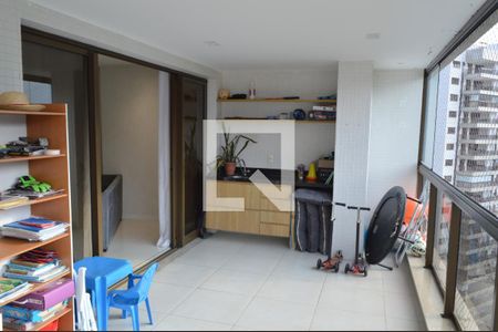 Varanda de apartamento à venda com 4 quartos, 160m² em Barra da Tijuca, Rio de Janeiro