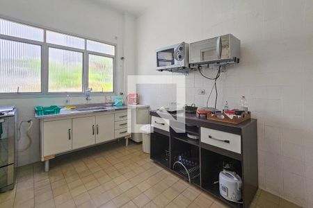 Cozinha de apartamento para alugar com 2 quartos, 93m² em Jardim Sao Miguel, Guarujá