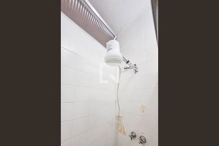Banheiro de apartamento para alugar com 2 quartos, 93m² em Jardim Sao Miguel, Guarujá