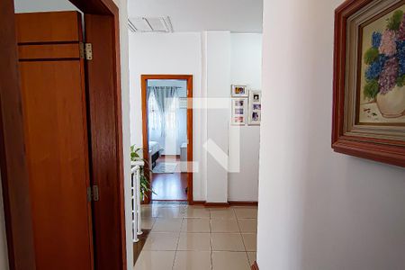 hall de casa de condomínio à venda com 5 quartos, 272m² em Jacarepaguá, Rio de Janeiro