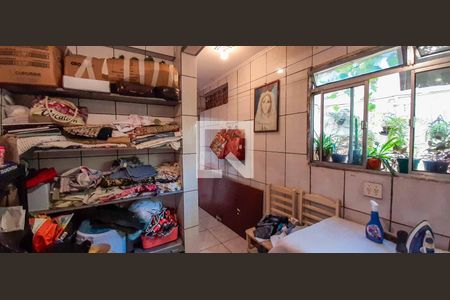 Casa 2 - Área de Serviço de casa à venda com 4 quartos, 300m² em Jardim das Flores, Osasco