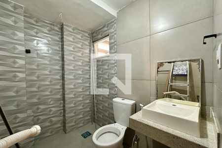 Banheiro de apartamento à venda com 3 quartos, 70m² em Cidade Nova, Rio de Janeiro