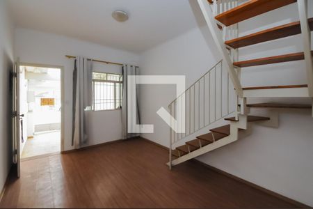 Sala de casa à venda com 2 quartos, 143m² em Jardim Lavinia, São Bernardo do Campo