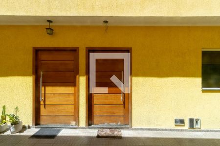 Vista Sala de casa de condomínio à venda com 3 quartos, 87m² em Vila Pierina, São Paulo